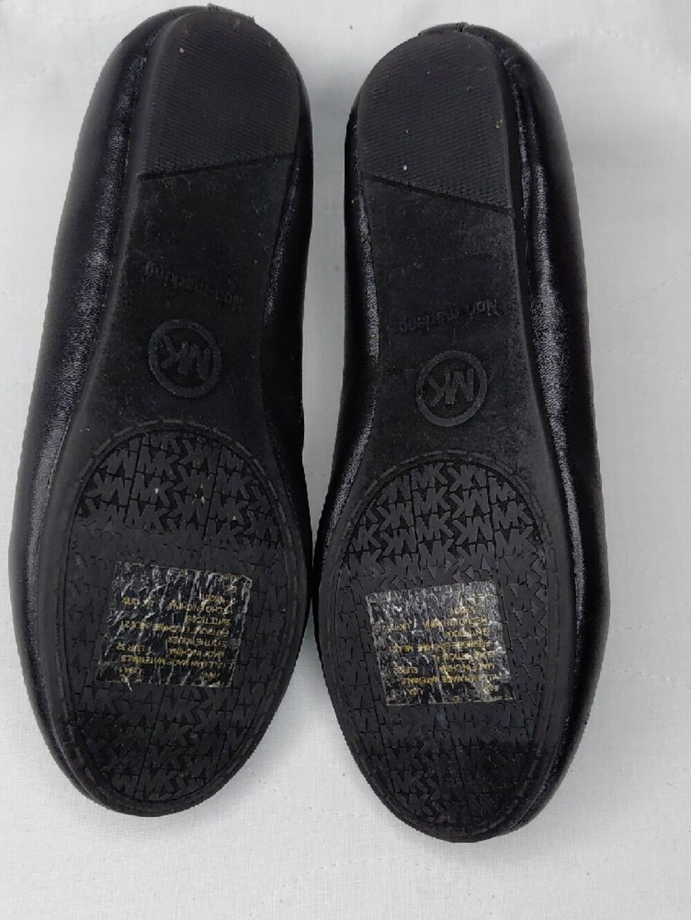 Michael Kors Girls Flat Ballerina Slipper Silver Medallion Sz 1 - Picture 7 of 9